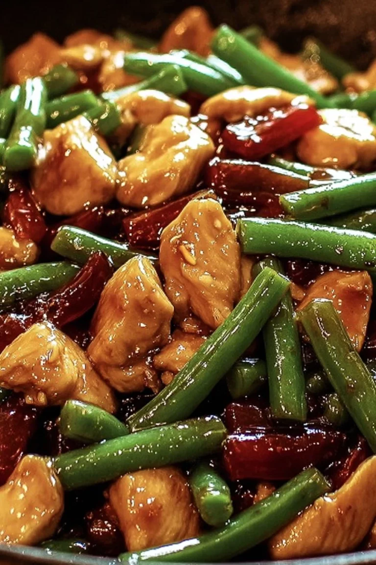 chicken, green beans, stir-fry, savory, flavorful, delicious, Asian-inspired, colorful