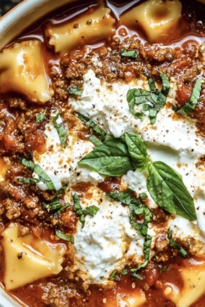crockpot lasagna soup, hearty, savory, comforting, cheesy, Italian-inspired flavors